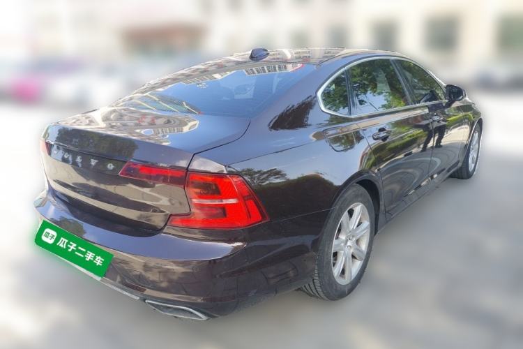 Used Volvo S90 2017 T4 Zhiyi Edition Rear Right 45 Deg