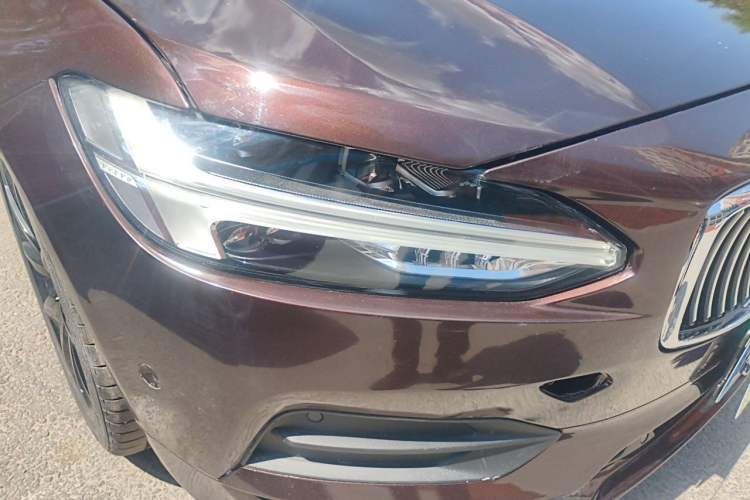 Used Volvo S90 2017 T5 Zhiyuan Edition Right Front Headlight