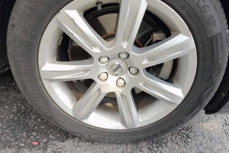 Used Volvo S90 2017 T4 Zhiyi Edition Right Front Wheel Hub