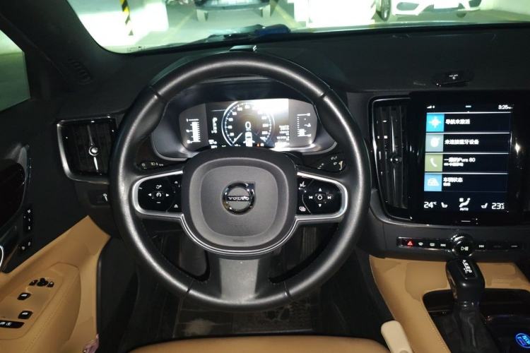Used Volvo S90 2017 T4 Zhiyuan Edition Steering Wheel