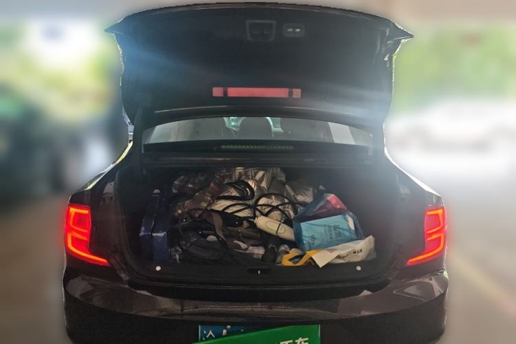 Used Volvo S90 2017 T5 Prestige Edition Trunk