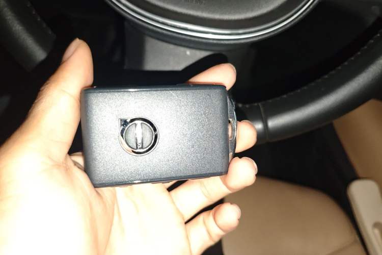 Used Volvo S90 2017 T4 Zhiyuan Edition Vehicle Key