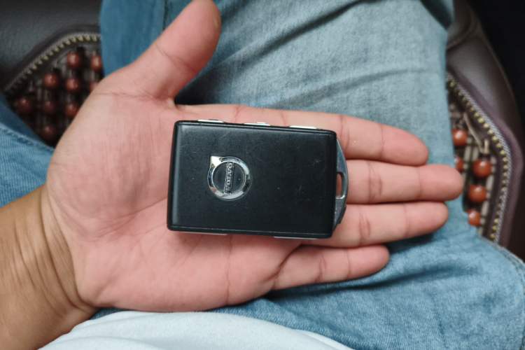 Used Volvo S90 2017 T4 Zhiyuan Edition Vehicle Key