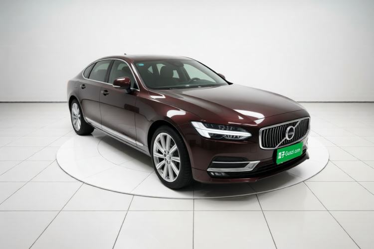 Used Volvo S90 2017 T5 Smart Luxury Edition Front Right 45 Deg