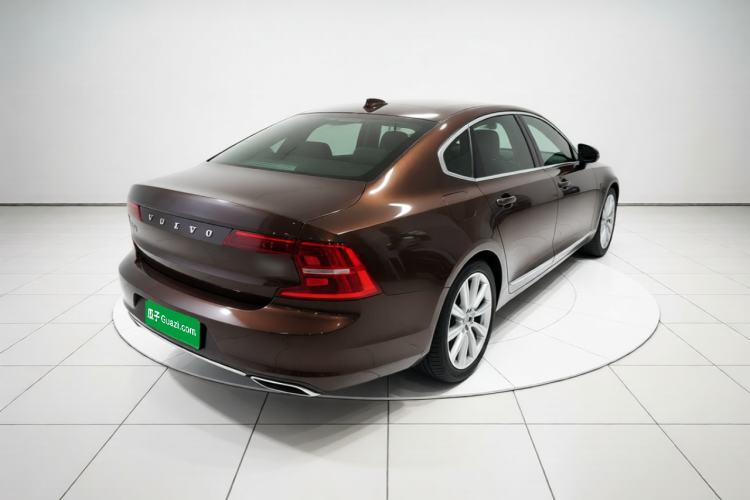 Used Volvo S90 2017 T5 Smart Luxury Edition Rear Right 45 Deg