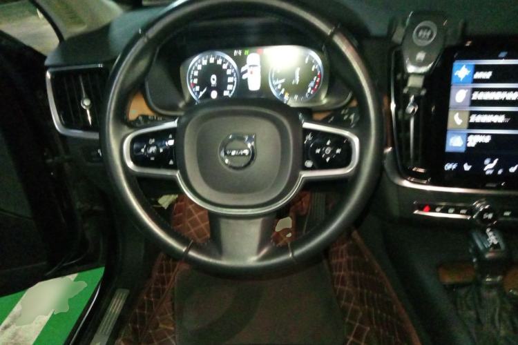 Used Volvo S90 2017 T5 Smart Luxury Edition Steering Wheel