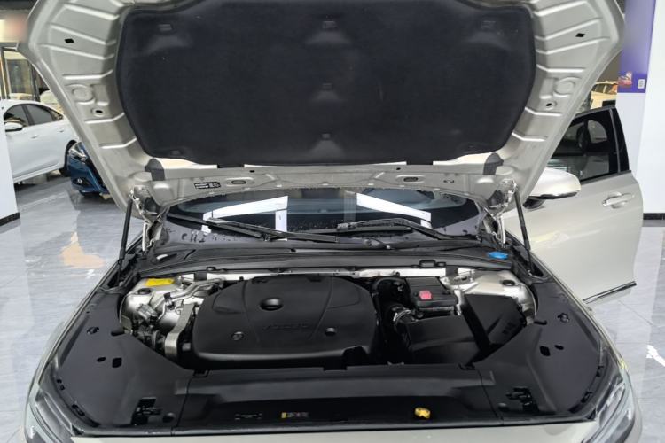 Used Volvo S90 2017 T5 Smart Luxury Edition Engine Bay