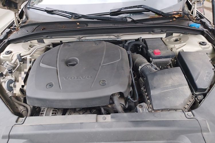 Used Volvo S90 2017 T4 Zhiyi Edition Engine Bay