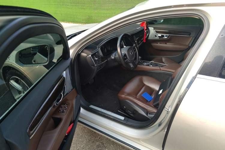 Used Volvo S90 2017 T4 Zhiyuan Edition Interior 3