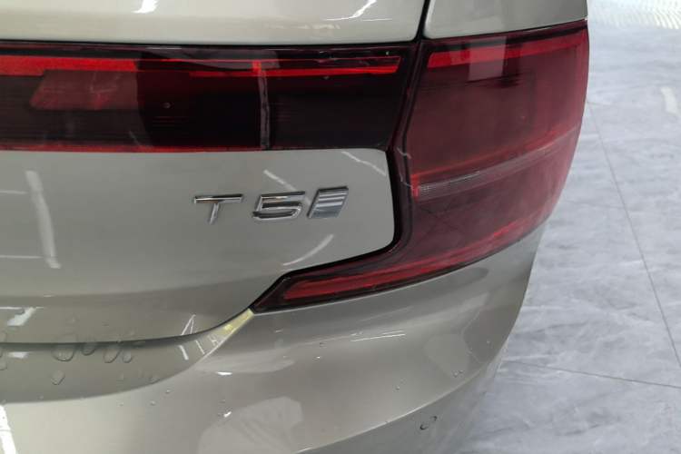 Used Volvo S90 2017 T5 Smart Luxury Edition Right Rear Taillight