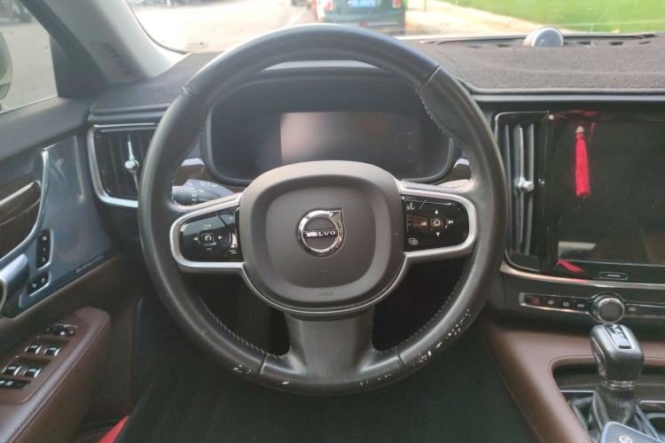 Used Volvo S90 2017 T4 Zhiyuan Edition Steering Wheel
