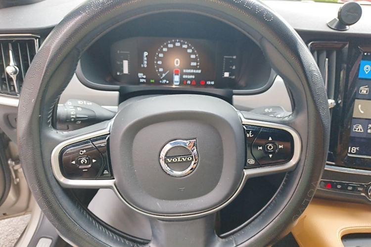 Used Volvo S90 2017 T4 Zhiyi Edition Steering Wheel