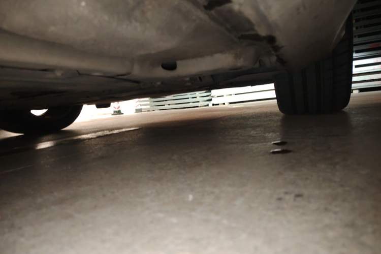 Used Volvo S90 2017 T4 Zhiyuan Edition Chassis Front Right