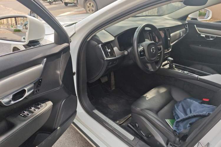 Used Volvo S90 2017 T4 Zhiyi Edition Driver Seat