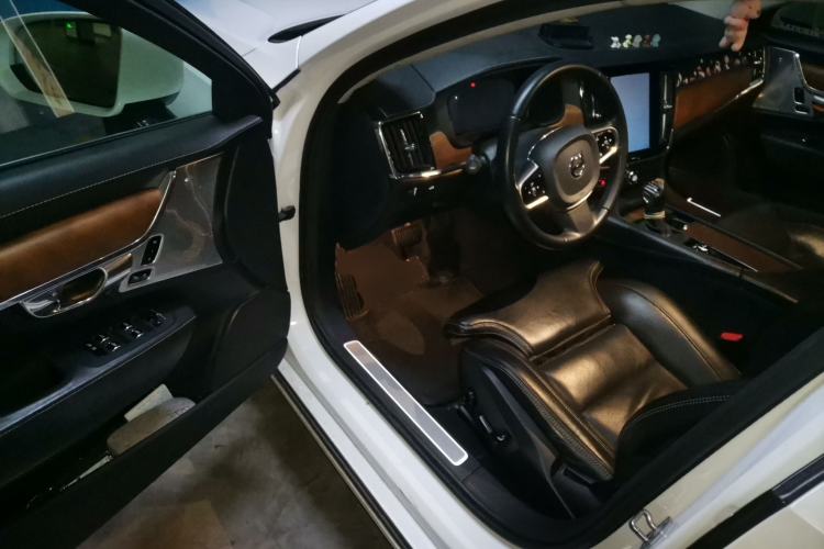 Used Volvo S90 2017 T5 Prestige Edition Driver Seat