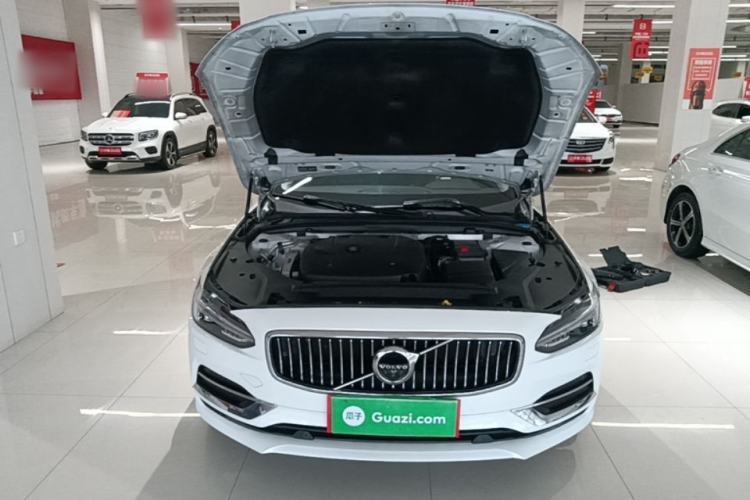 Used Volvo S90 2017 T5 Smart Luxury Edition Engine Bay