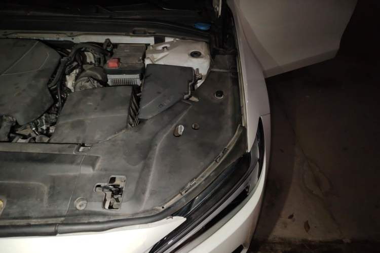 Used Volvo S90 2017 T4 Zhiyuan Edition Engine Bay Left