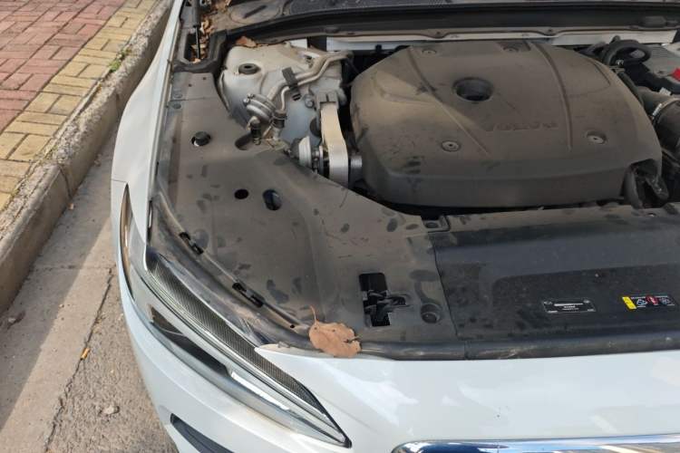 Used Volvo S90 2017 T4 Zhiyi Edition Engine Bay Right