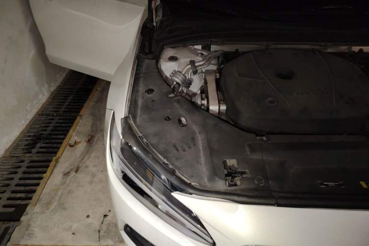 Used Volvo S90 2017 T4 Zhiyuan Edition Engine Bay Right