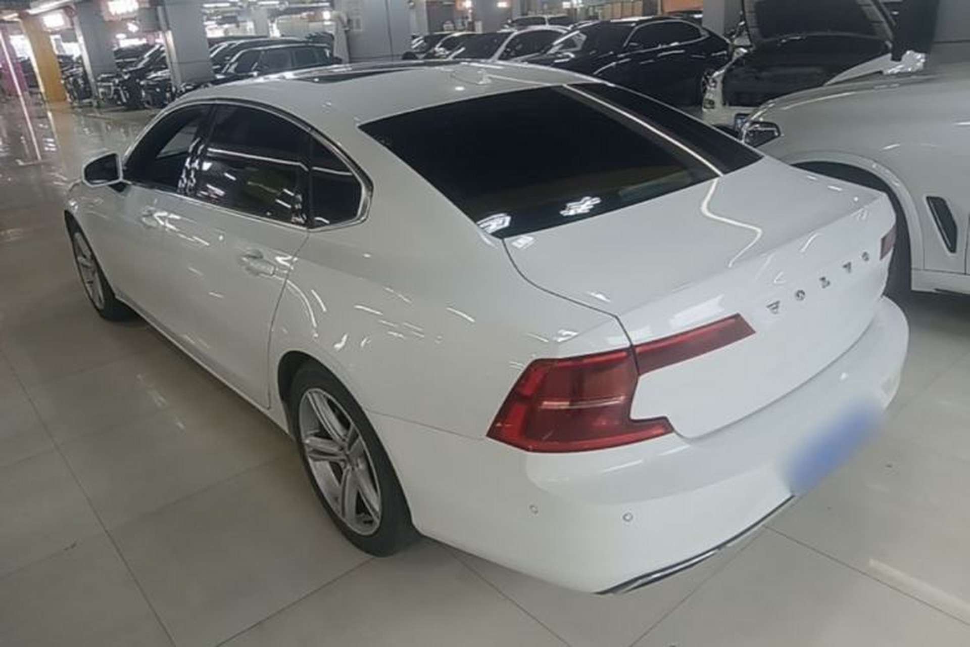 Used Volvo S90 2017 T4 Zhiyuan Edition Exterior 2