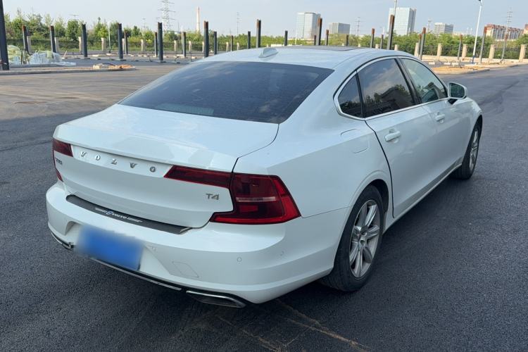 Used Volvo S90 2017 T4 Zhiyi Edition Exterior 3