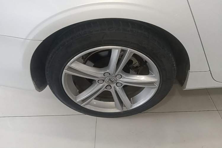 Used Volvo S90 2017 T4 Zhiyuan Edition Exterior 5