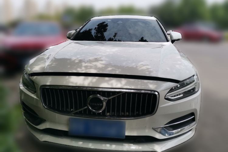 Used Volvo S90 2017 T5 Smart Luxury Edition Front
