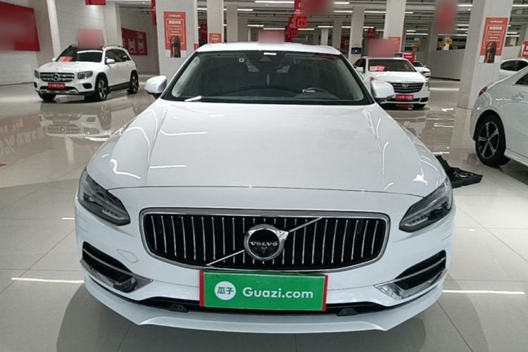 Used Volvo S90 2017 T5 Smart Luxury Edition Front