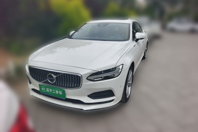 Used Volvo S90 2017 T4 Zhiyuan Edition Front