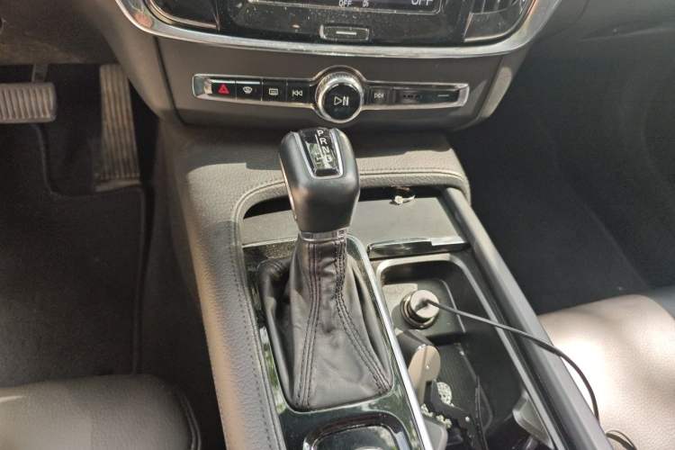 Used Volvo S90 2017 T4 Zhiyi Edition Gear Lever