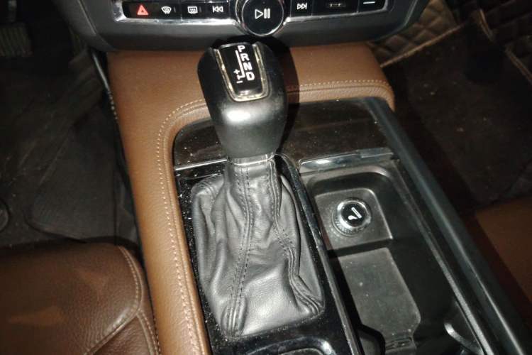 Used Volvo S90 2017 T4 Zhiyuan Edition Gear Lever