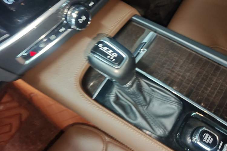 Used Volvo S90 2017 T5 Zhiyuan Edition Gear Lever
