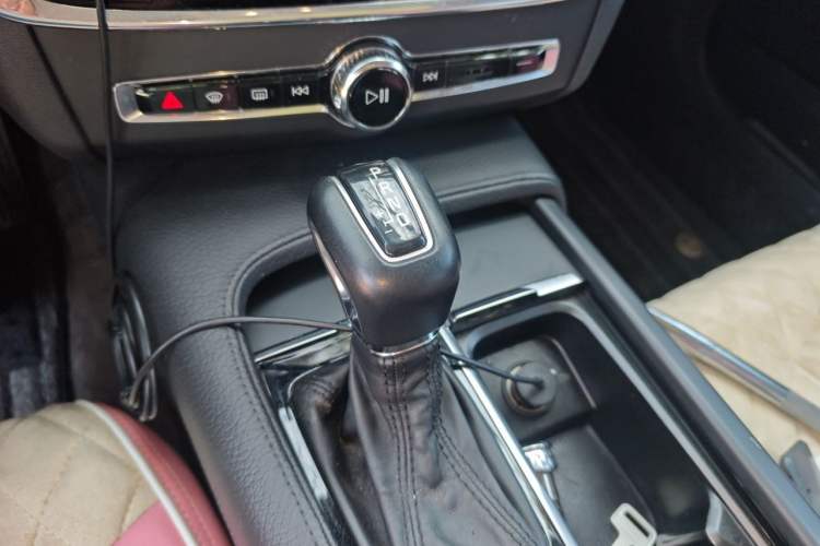 Used Volvo S90 2017 T4 Zhiyi Edition Gear Lever