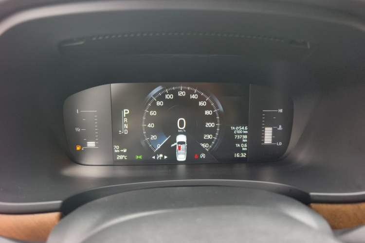 Used Volvo S90 2017 T4 Zhiyuan Edition Instrument Cluster