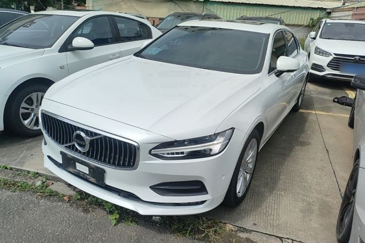 Volvo S90 2017 T5 Zhiyuan Edition d’occasion Guazi used car, China used car export, Used car for sale, Used cars, Cheapest cars for sale