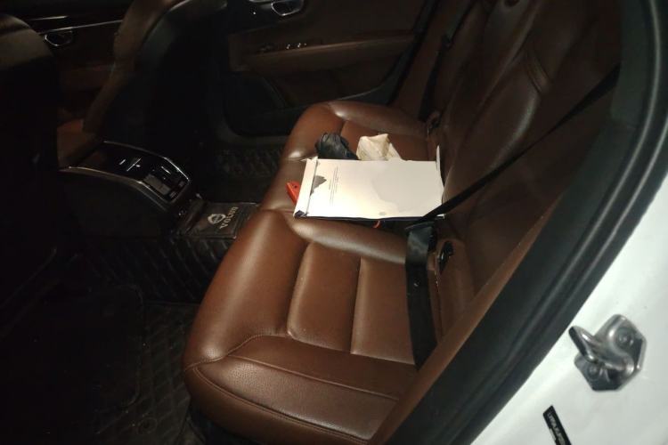 Used Volvo S90 2017 T4 Zhiyuan Edition Left Rear Seat