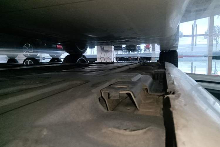 Used Volvo S90 2017 T5 Smart Luxury Edition Left Side Sill