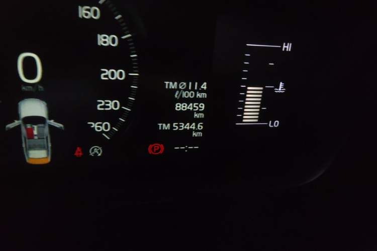 Used Volvo S90 2017 T4 Zhiyuan Edition Odometer Close Up