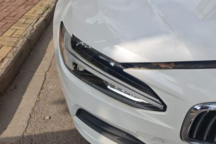 Used Volvo S90 2017 T4 Zhiyi Edition Right Front Headlight