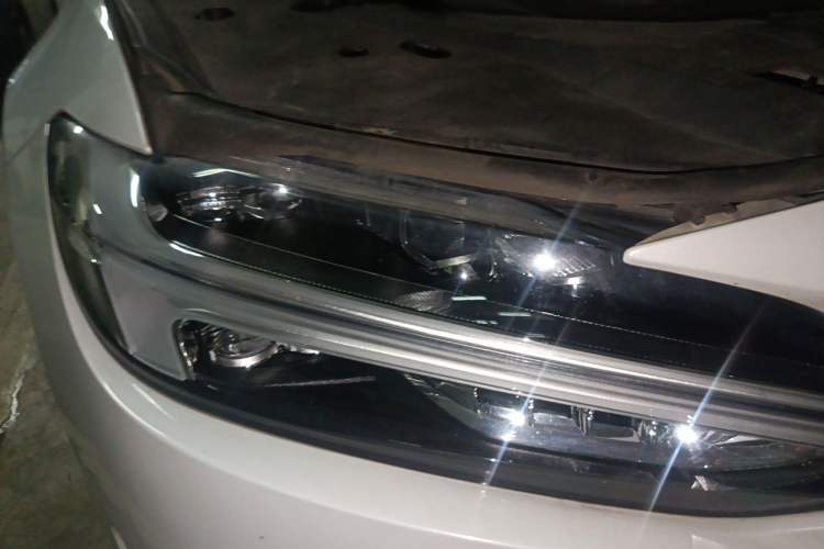 Used Volvo S90 2017 T4 Zhiyi Edition Right Front Headlight