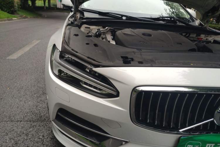 Used Volvo S90 2017 T5 Prestige Edition Right Front Headlight