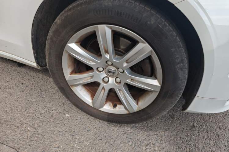 Used Volvo S90 2017 T4 Zhiyi Edition Right Front Wheel Hub