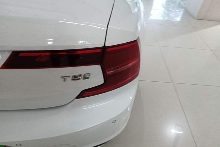 Used Volvo S90 2017 T5 Smart Luxury Edition Right Rear Taillight