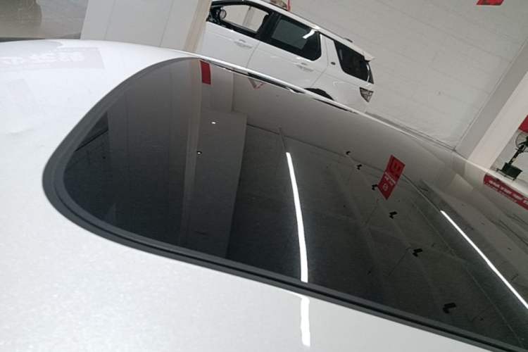 Used Volvo S90 2017 T5 Smart Luxury Edition Roof