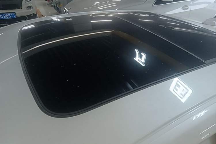 Used Volvo S90 2017 T4 Zhiyuan Edition Roof