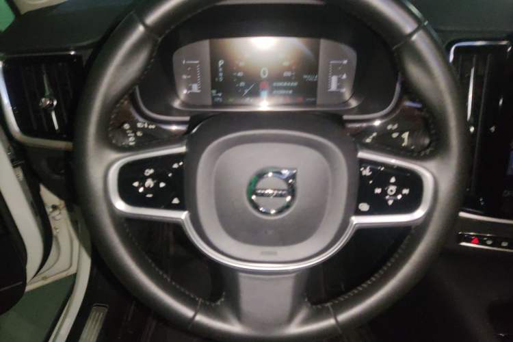 Used Volvo S90 2017 T4 Zhiyuan Edition Steering Wheel