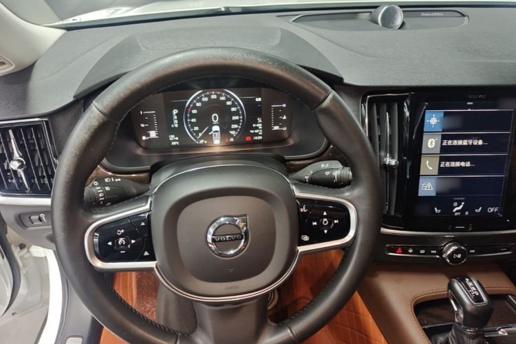 Used Volvo S90 2017 T5 Zhiyuan Edition Steering Wheel