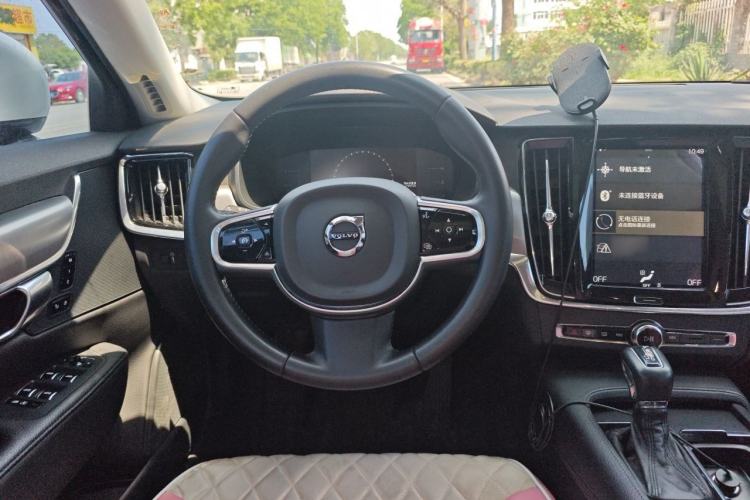 Used Volvo S90 2017 T4 Zhiyi Edition Steering Wheel