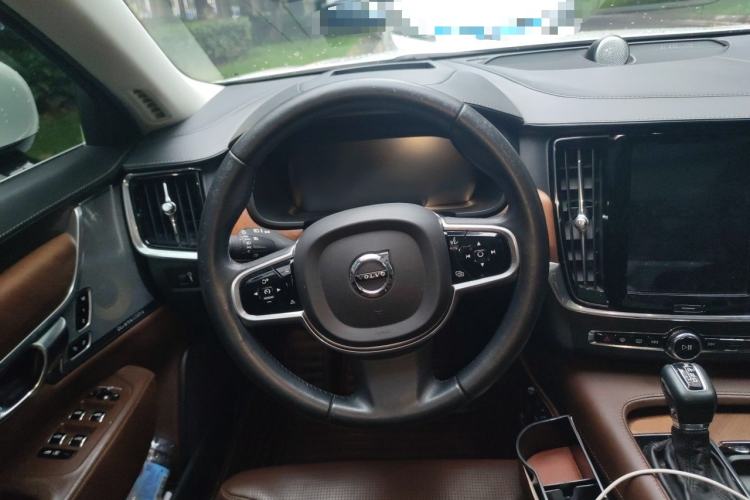 Used Volvo S90 2017 T5 Prestige Edition Steering Wheel