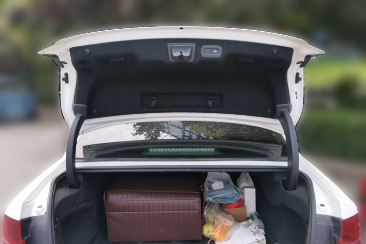 Used Volvo S90 2017 T5 Smart Luxury Edition Trunk